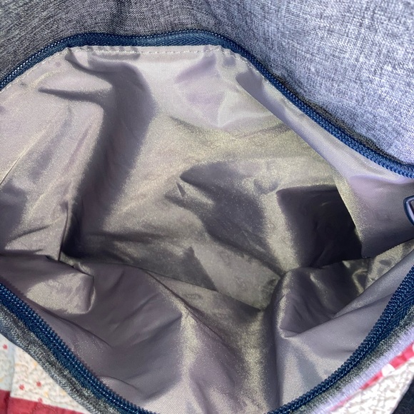 Lug Boxer - Picture 7 of 12